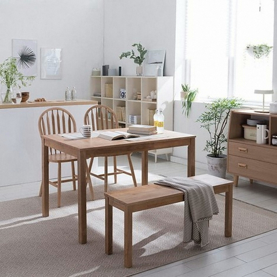 리바트 뉴시나몬 원목 식탁 1200 (윈저체어2개+벤치1개)_이미지