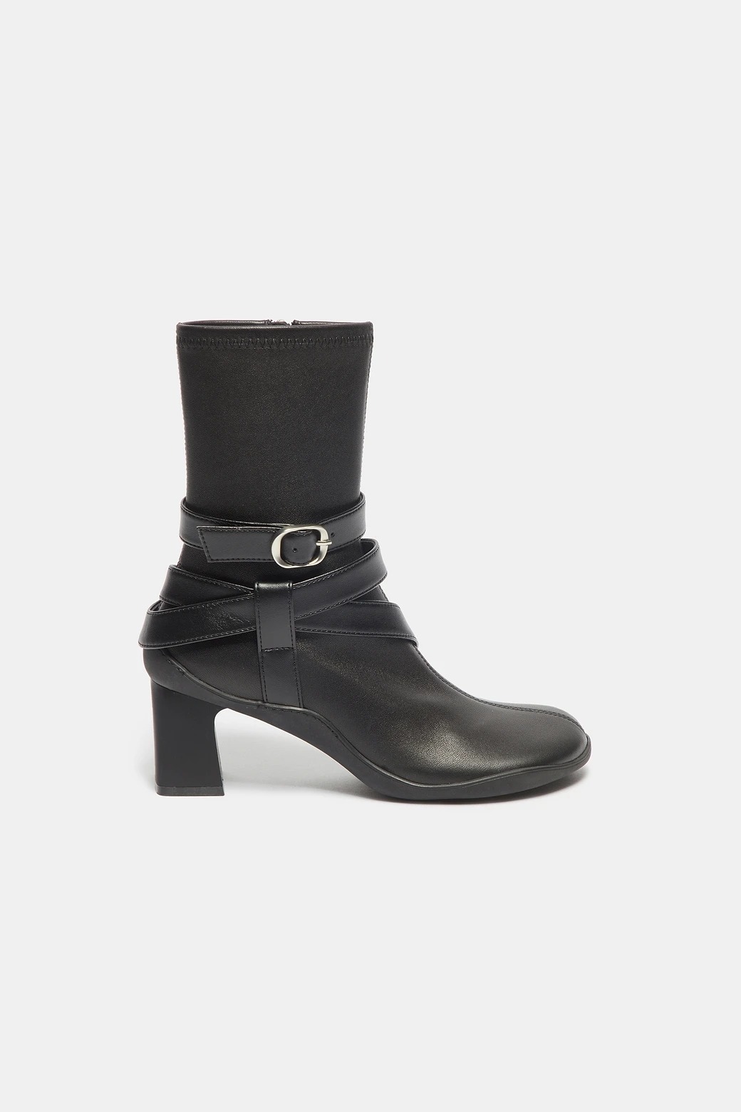 랩 버클 앵클 부츠 블랙 DG3CW26503BLK DG3CW26503BLK
