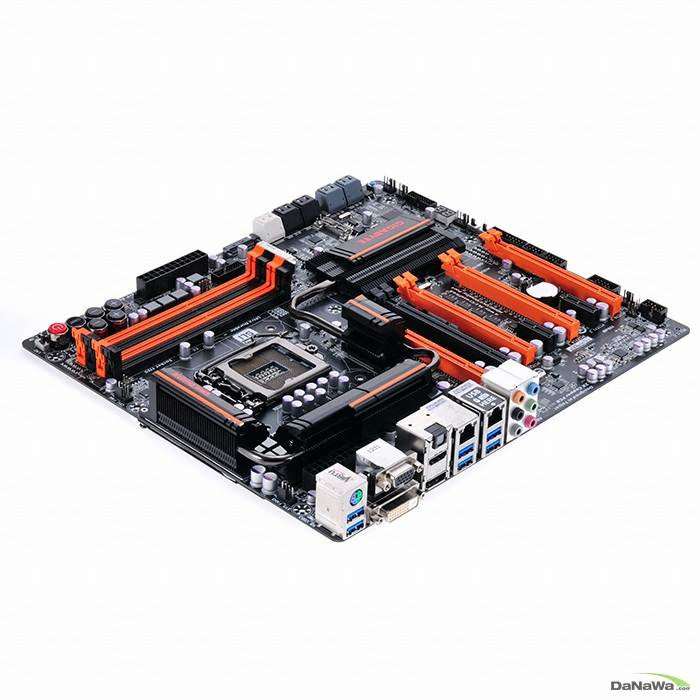 GIGABYTE GA-Z77X-UP7 제이씨현_이미지