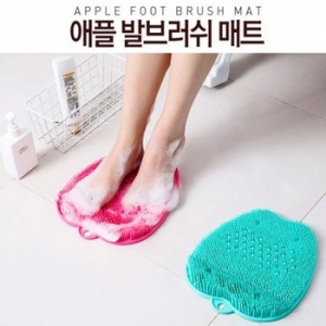 풋케어 실용적인 애플지압 발매트 브러쉬 각질제거 아이템 손안대고 발씻기 욕실매트 지압매트