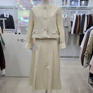 미센스 오간자배색 플레어스커트MB53SKMD03Z_KG 42646_MB53SKMD03Z이미지입니다. 누르면 해당 게시물로 새창이동합니다.