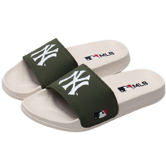 MLB NY양키스 샌드 슬리퍼 (카키)이미지입니다. 누르면 해당 게시물로 새창이동합니다.