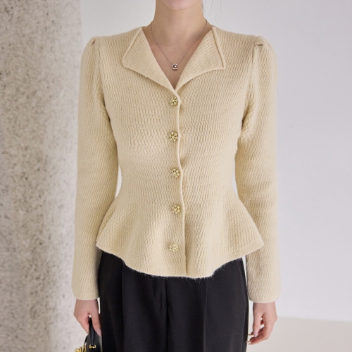 모리스커밍홈 페플럼 라인 오픈카라 셔링 니트 자켓_M2512JK062D