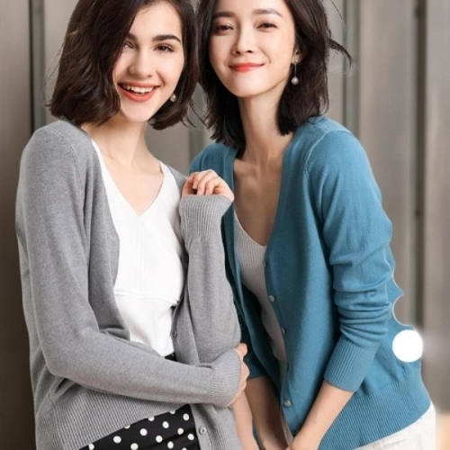 비스코스 CCJ6C49여성 기본핏 V넥 긴팔 카디건_이미지