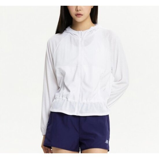 뉴발란스 커버업 퀵드라이 후드집업 NBMDE3W712이미지입니다. 누르면 해당 게시물로 새창이동합니다.