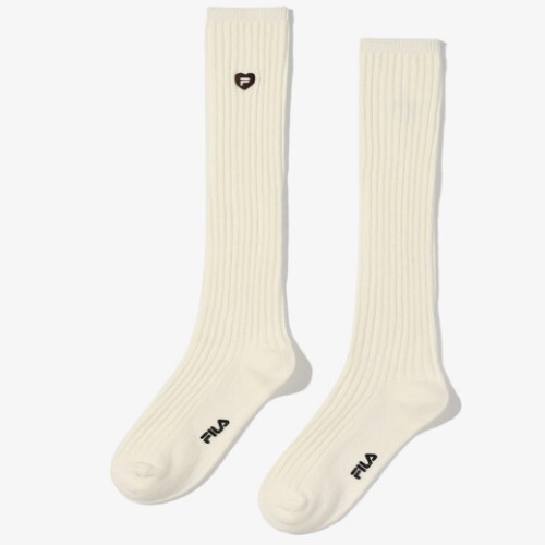 휠라 루즈 니삭스 FS253SC01F001150이미지입니다. 누르면 해당 게시물로 새창이동합니다.