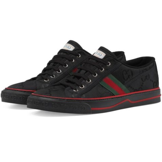 구찌 오프 더 그리드 스니커즈 628709 H9H70 1072이미지입니다. 누르면 해당 게시물로 새창이동합니다.