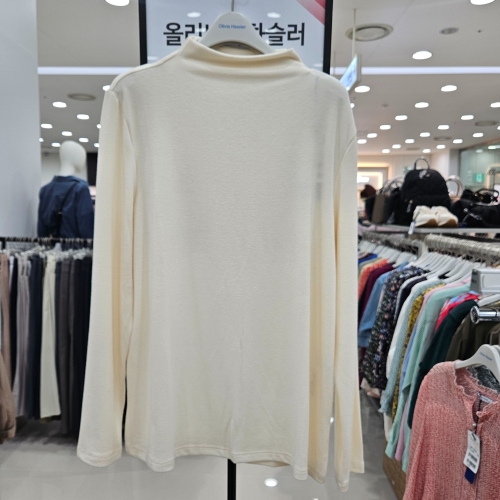 올리비아하슬러 반목넥티셔츠OHEWTS102_IC_이미지