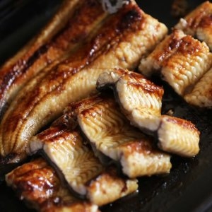 맛군 고창 두툼한 손질 민물장어 1kg 손질 후 700g내외 (1개)