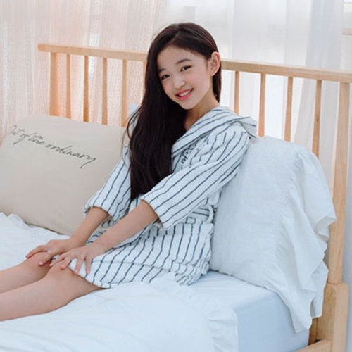 송월타월 스누피 유아용 스트라이프 후드 샤워가운 세트_이미지