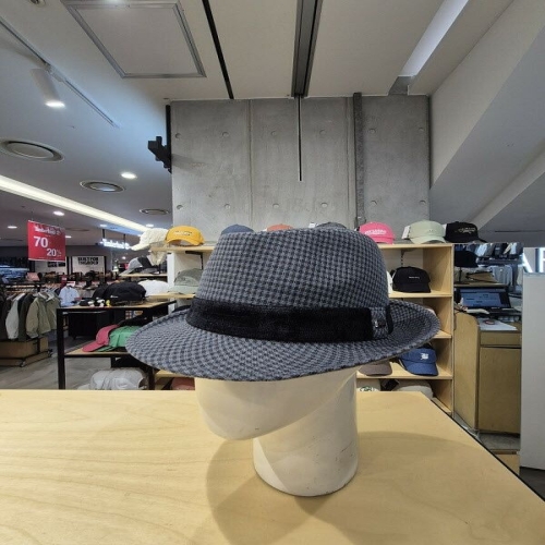 캡텐 남녀공용 엘르 잔체크 중절모 ELE5UVC002