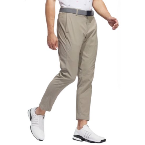 아디다스골프 얼티밋365 치노 팬츠 IU2845 (공식판매처)이미지입니다. 누르면 해당 게시물로 새창이동합니다.