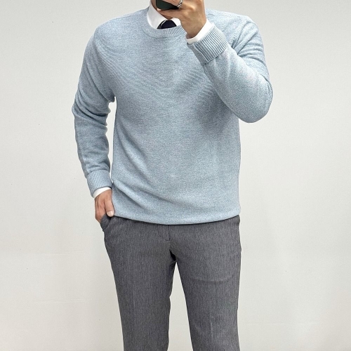 SG세계물산 바쏘옴므 슬림핏 블루 라운드 긴팔니트 BSX1WR03A
