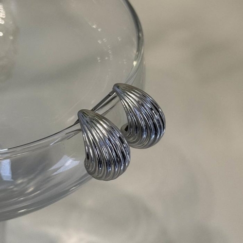 엠던 볼드 물방울 바로크 쉘 마들렌 후프 귀걸이 31806671_이미지