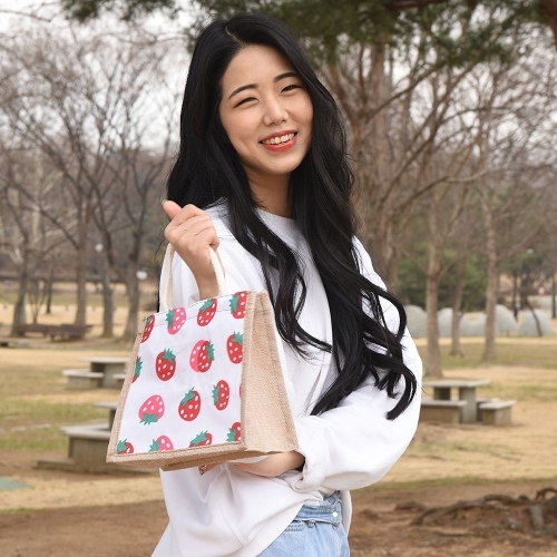  딸기 스트로베리 라탄스타일 스퀘어 미니 런치백 토트백 WA1A6EC