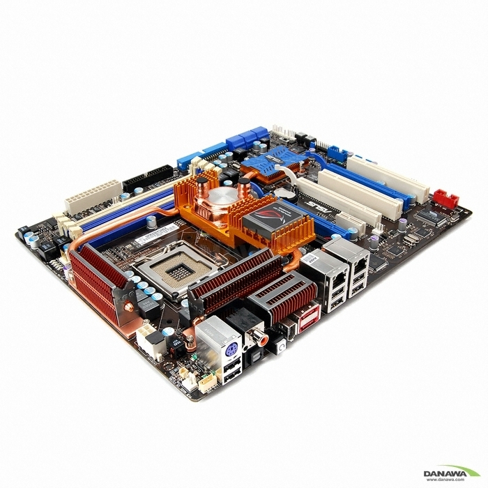 ASUS Striker 2 NSE ���̺���