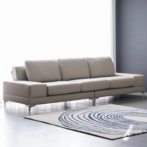 ������ �ƴ����� ���¸� õ������ ���� 4�ο�