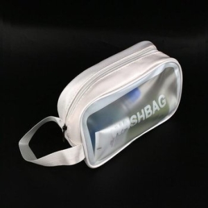 라일리 Rly 세면도구 방수 가방 화이트 세면파우치 목욕가방 39927567_이미지