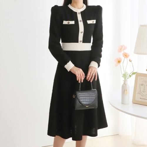 모리스커밍홈 코코 배색 라운드 원피스_M2501OP001A