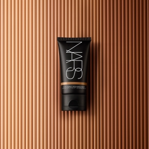  나스 퓨어 래디언트 틴티드 모이스처라이저 SPF30/PA