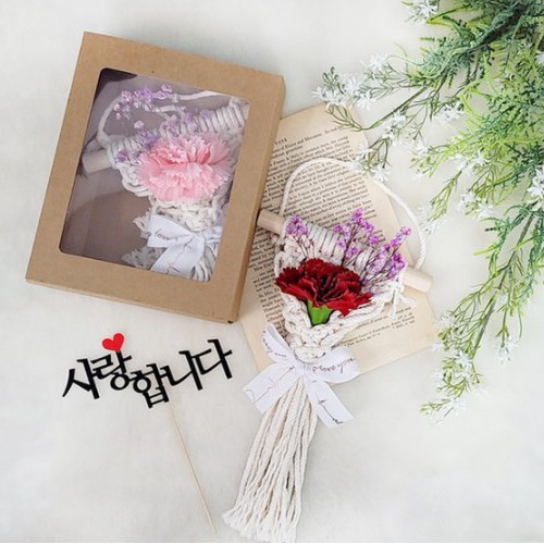 심쿵 카네이션 마크라메