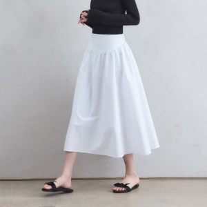 라퍼지스토어 라퍼지 포 우먼 플레어 V 셔링 스커트_Daisy White 447948