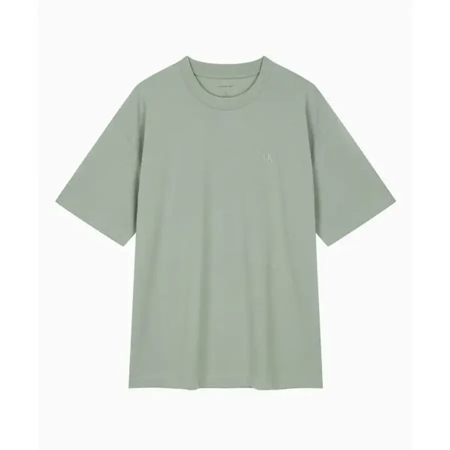 캘빈클라인 진 CALVIN KLEIN JEANS 오버핏 엠보스 모노로고 반팔 티셔츠 4RAB806 PEZ 4RAB806PEZ