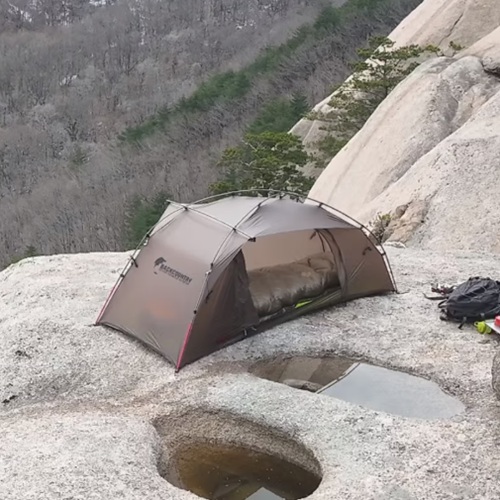 백컨트리 써밋울프 1P이미지입니다. 누르면 해당 게시물로 새창이동합니다.