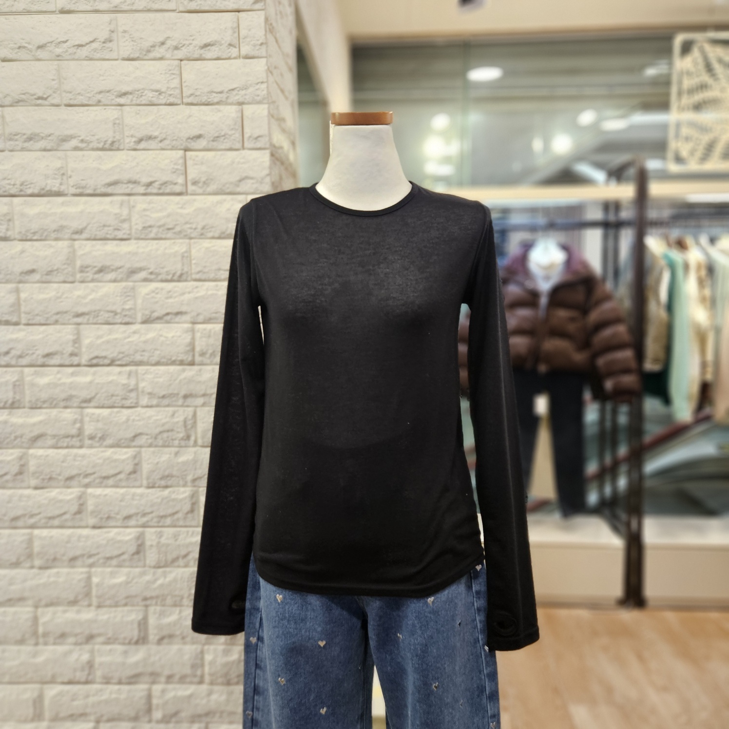 에센셜 트렌드컬렉션 긴팔 슬림 티 TRLA26342