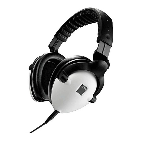 �������� HD 200