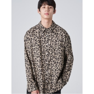  에잇세컨즈 남성 브라운 레오파드 패턴 셔츠_269864DA1D