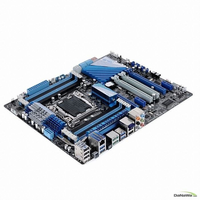 ASUS P9X79 PRO 아이보라_이미지