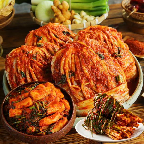 땅끝마을쌍둥이네김치 포기김치 9kg + 총각김치 2kg + 파김치 1kg (1개)_이미지