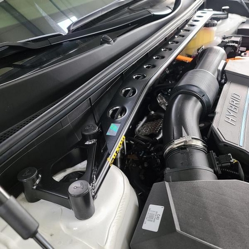 LUXON 룩손 스트럿바 기아 더 뉴 쏘렌토 MQ4 2024 페이스리프트 전용_이미지