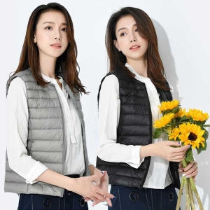 퍼스트클로 여성 덕다운 라운드넥 지퍼 경량 패딩 조끼_WL0801
