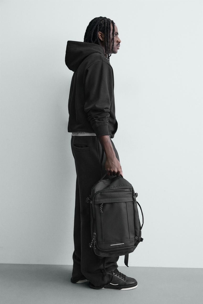 자라 국내 남성 테크닉 여행 백팩 블랙 474125