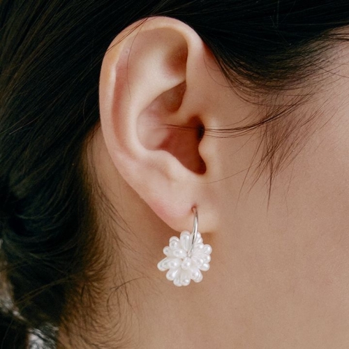 하스  HSU023 Floral pearl earrings