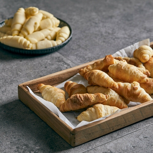 푸드 크로아상 크로플 생지 50입 내외 2,250g 개당 50g 내외_이미지