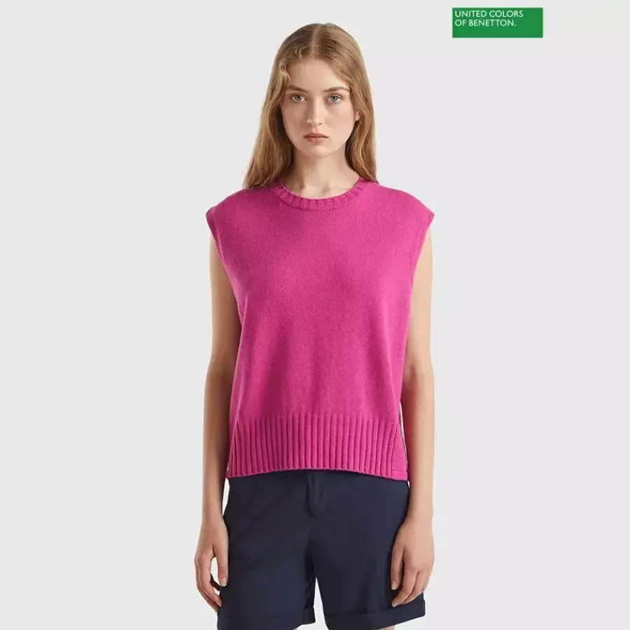 Loose fit knitwear vest 4F_126WD10BA