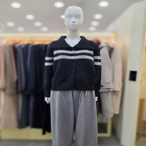 울혼방 니트 폴라넥 가디건 PR7XD0G9_DJ