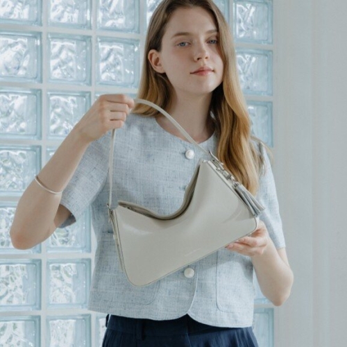 �縸��Ÿ�ٻ� ���̴� �����_10711SH