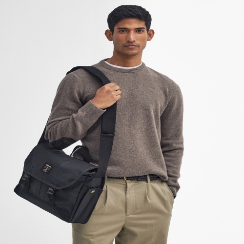 바버 URBA4F004 L3 카키 Field 왁스 코튼 메신저 백 서류가방BA4F004 L3이미지입니다. 누르면 해당 게시물로 새창이동합니다.