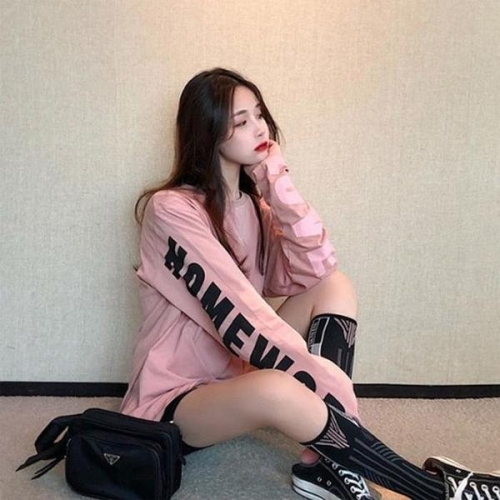 ONM 봄가을 여성 소매레터링 색감예쁜 루즈핏 예쁜티셔츠 S9718008
