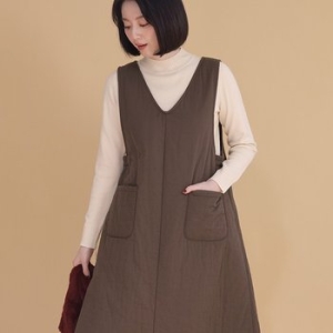 애비뉴투지 엄마옷 브이 솜 패딩 여성 겨울 조끼 주머니 롱 A라인 원피스 K12239 50대 60대 중년여성_이미지