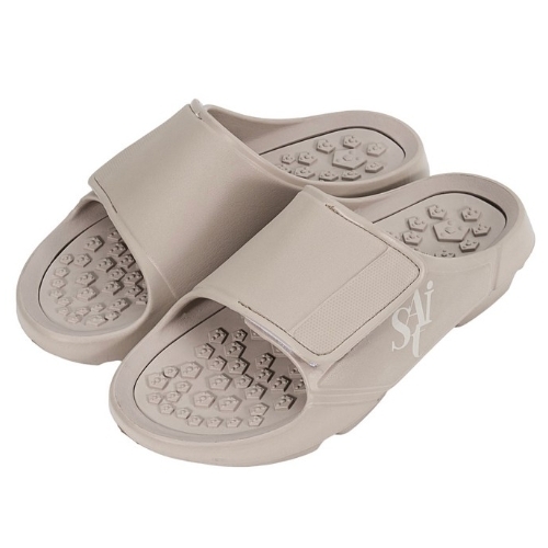 세인트새틴 남녀공용 프렛 붓기 지압슬리퍼이미지입니다. 누르면 해당 게시물로 새창이동합니다.