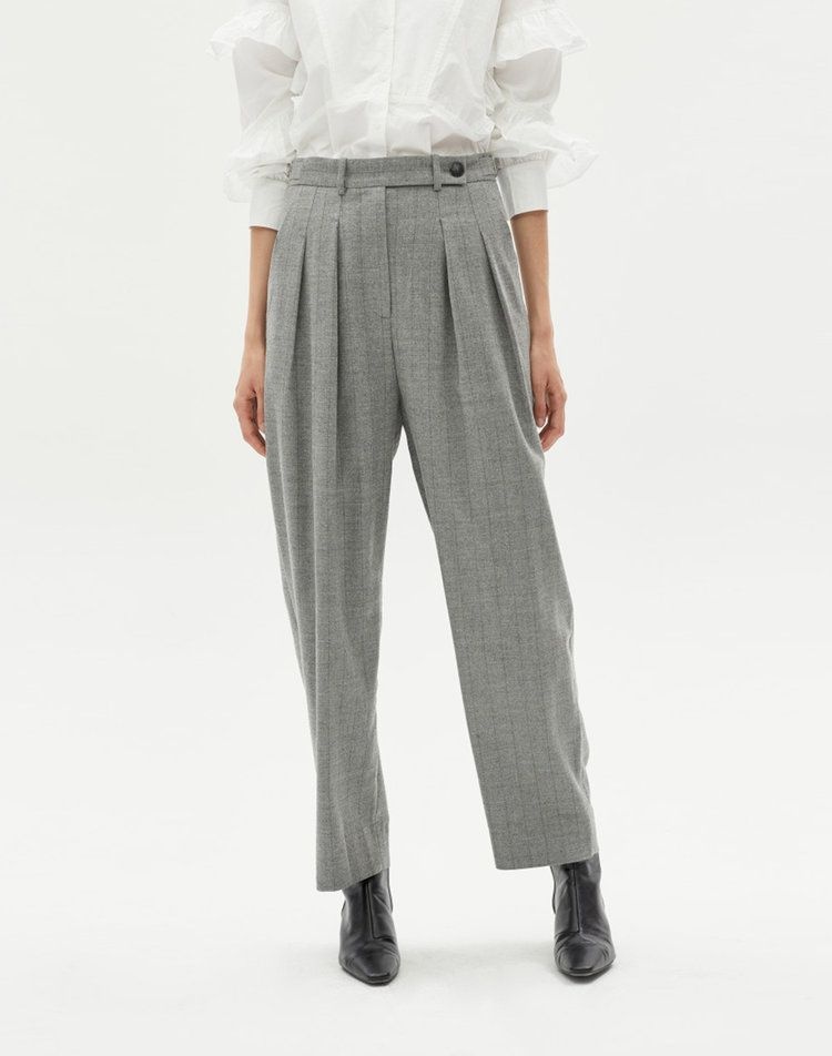 라움 여성 품절임박NEHERA 그레이 턱장식 울캐시미어혼방 팬츠 713344_이미지