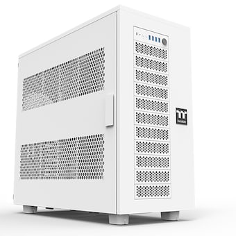 써멀테이크 <b>AX700</b>