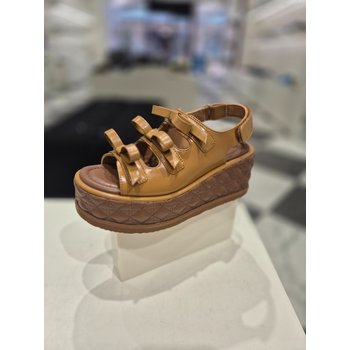 슈콤마보니 Frangia ribbon sandals camel DG2AM25031CML