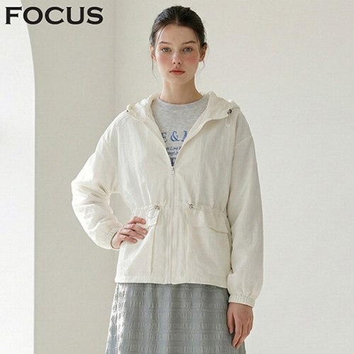 포커스 웨이스트스트링윈드브레이커점퍼_VFI6S1JP1061이미지입니다. 누르면 해당 게시물로 새창이동합니다.