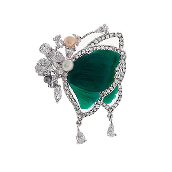 바이데이지 비취 원석의 컬러감이 돋보이는 나비 브로치 BR0106_이미지